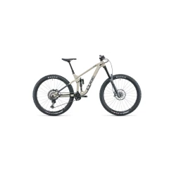 CUBE STEREO ONE77 RACE 2022